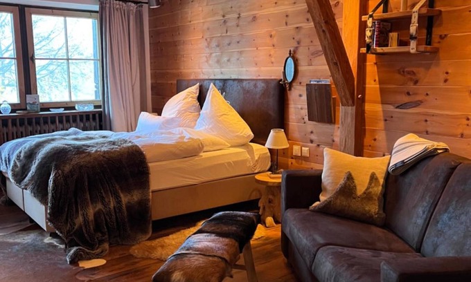 Inzell Apartment | Studio 'Gipfelblick' with Mountain View, Balcony and Wi-Fi