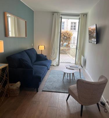 Saint-Germain-en-Laye Apartment | STUDIO HYPER CENTRE SAINT GERMAIN EN LAYE