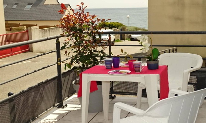 Audierne Apartment | Studio in Audierne near Finistère Beach
