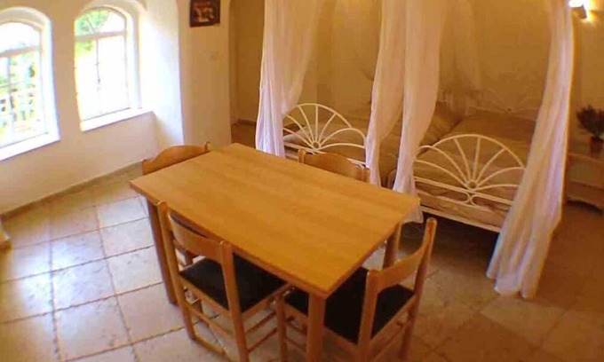 Mamilla Apartment | Studio in the heart of Jerusalem's Old City (and terrace)
