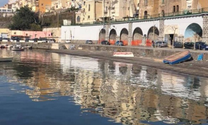 Torre Annunziata Apartment | Studio in the Historic Center of Fronte Scavi Oplonti Torre Annunziata