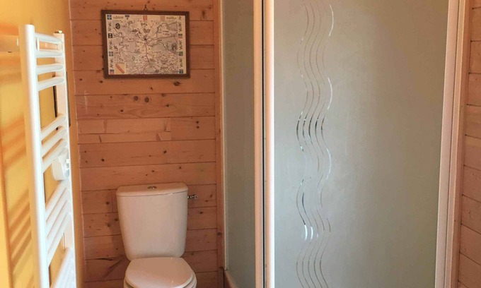 Yvrac Apartment | Studio Indépendant Confortable et Tranquille