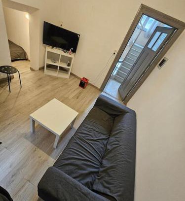 Sint-Jans-Molenbeek Apartment | studio individuel et privé