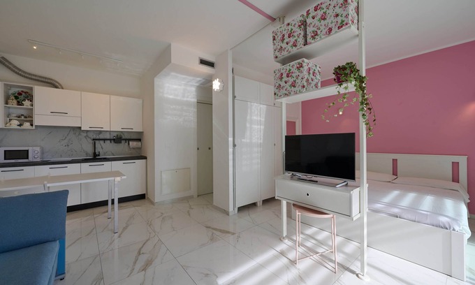 Borghetto Santo Spirito Apartment | Studio apartment in Castello Borelli