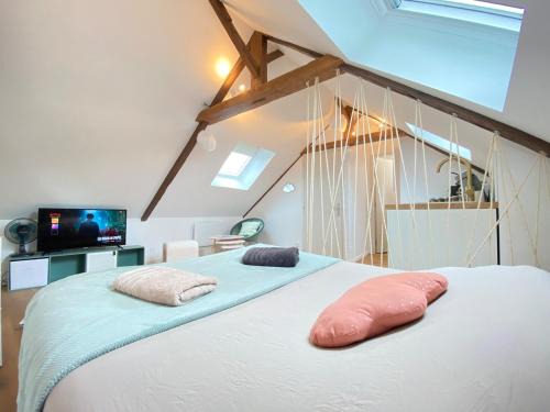 Saint-Brieuc Apartment | Studio La Poésie des Nuages Douceur et Légèreté à Saint-Brieuc