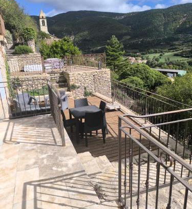 Montbrun-les-Bains Apartment | Studio LES RESTANQUES