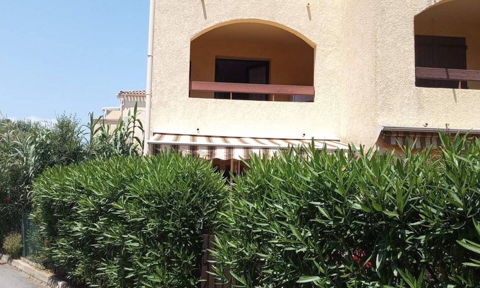 Les Bormettes Apartment | Studio near sandy beach