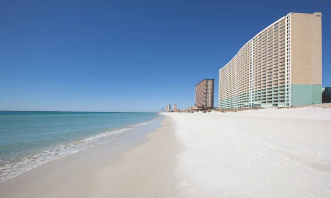 Panama City Beach Hotel | Studio/Panama City Beach - Oceanfront View with Kitchenette, Pools, and More!