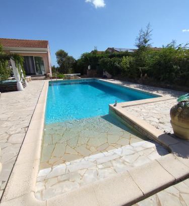Arena Apartment | studio piscine en Haute Corse