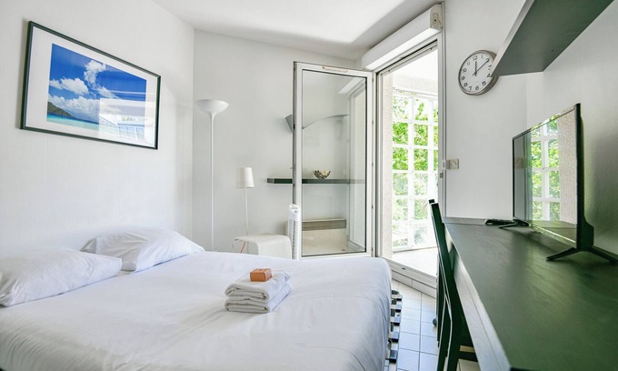 La Plage Apartment | Studio plages du Prado avec balcon et parking