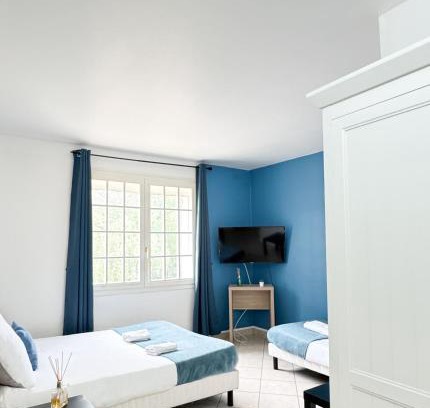 Meaux Apartment | Studio Platanes 5 - Proche Disneyland - Parking gratuit - Meaux