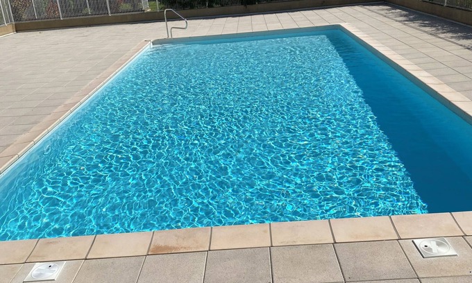 Brignoles Apartment | Studio pool ideal location Brignoles