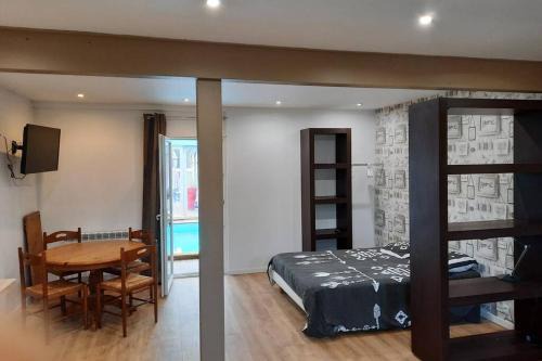 Rang-du-Fliers Apartment | studio rdc avec terrasse