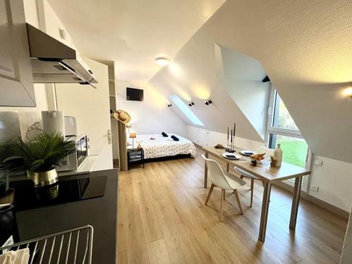 Kergouric Apartment | Studio 'Rospico 5', 2,5km des plages Port Manec'h Domaine de Kertreguier