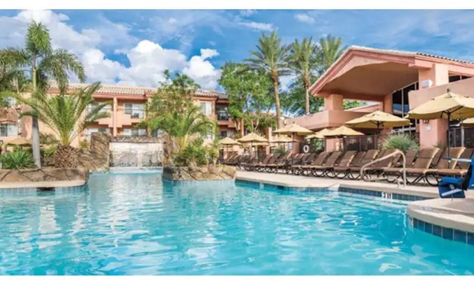North Scottsdale Resort | Studio Suite at Scottsdale Resort (Sleeps 4!)