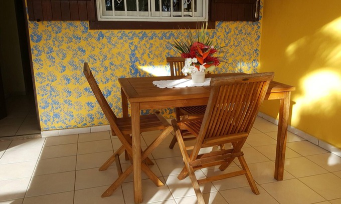 Cafeiere Cottage | Studio, terrace, beach