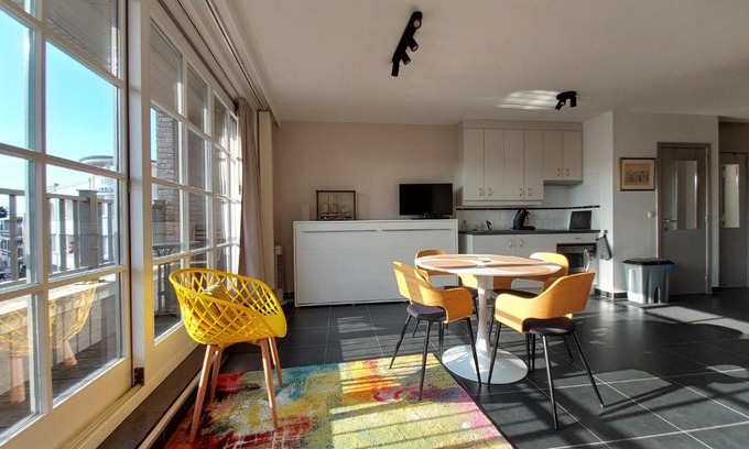 De Panne Apartment | Studio Trimaran