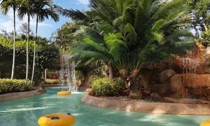 Estero Apartment | Studio unit sleeps 4 with Golf Course View. Awesome location in Bonita Springs.