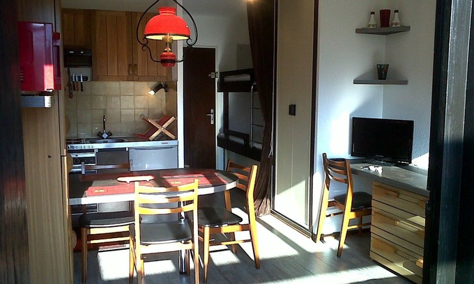 Saint-Jeoire Apartment | Studio with terrace - Les Brasses ski resort