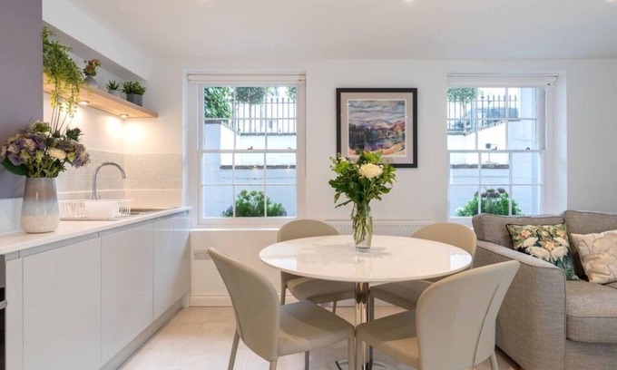 Cheltenham Apartment | Stunning 2 Bed in the Heart of Cheltenham