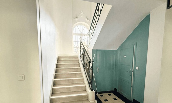 Saint-Jean House | Stunning 230m² with garden in the city center