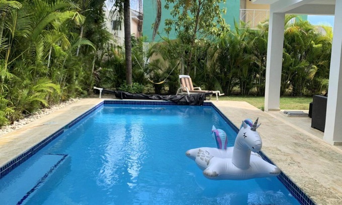 Boca Chica House | Stunning 3 Bed Private Home with Inground Pool – Minutes from Beach and Airport