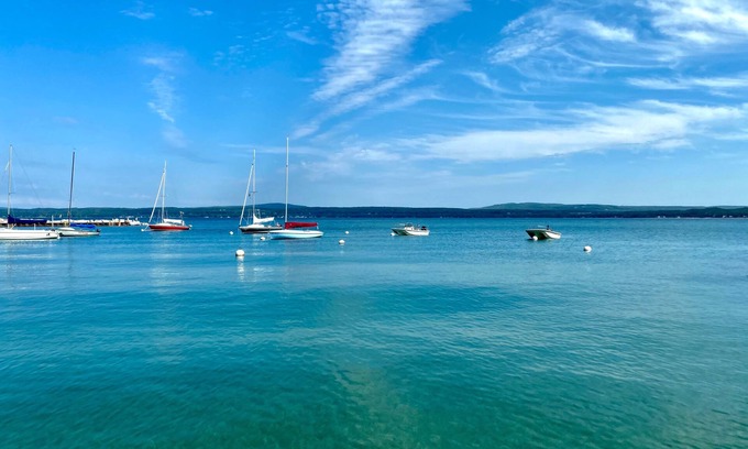 Bay View Cottage | Stunning 8 Bedroom Bay Cottage Where Almost Every Room Has a Bay View