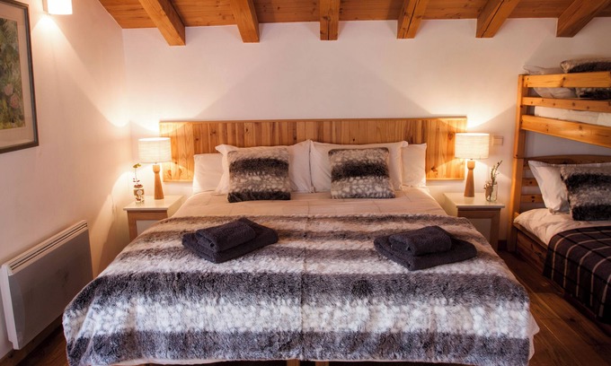 Morillon Ski Chalet | Stunning Alpine Chalet Perfect for Groups – Sleeps Up to 20
