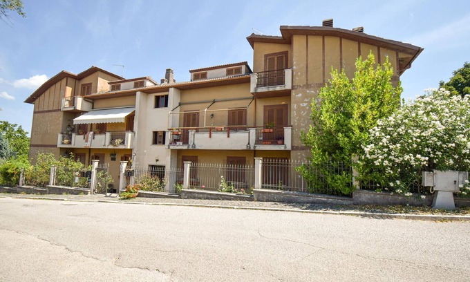 Monteleone Sabino Apartment | Stunning apartment in Monteleone Sabino with WiFi