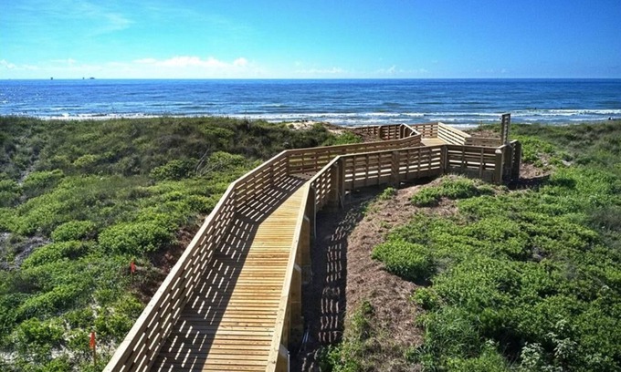 Port Aransas House | Stunning Beach View! Boardwalk Access to the Beach! Community Pool & Hot Tub!