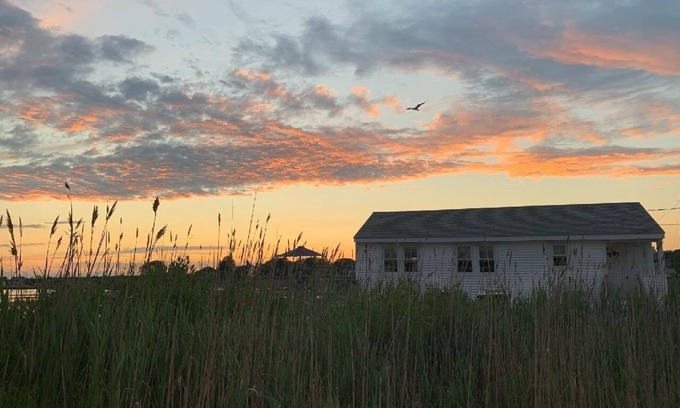 Middlesex County Cottage | Stunning cottage