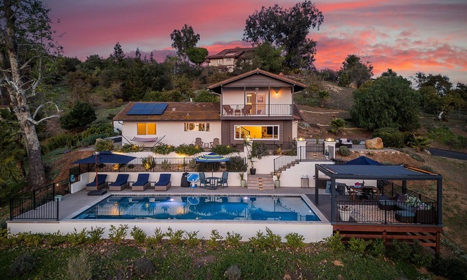 Fallbrook House | Stunning Fallbrook Retreat with Private Pool/Spa/Games Room/Fire Pit and More!