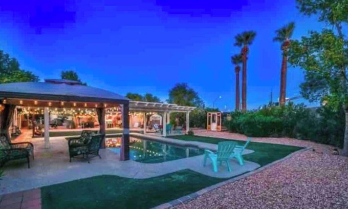Litchfield Park House | Stunning Heated Pool Home in Old Litchfield Park