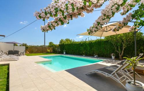 Roccazzo House | Stunning Home In Roccazzo