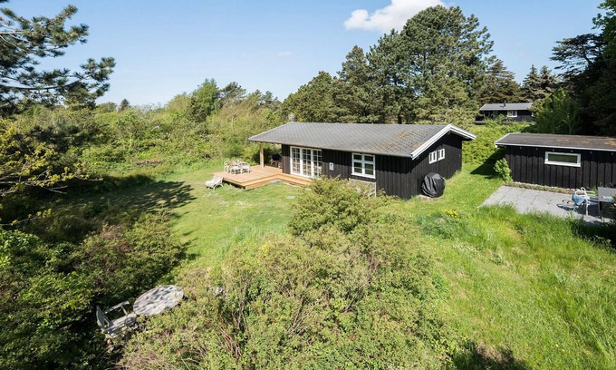 Samsø House | Stunning home in Samsø with WiFi