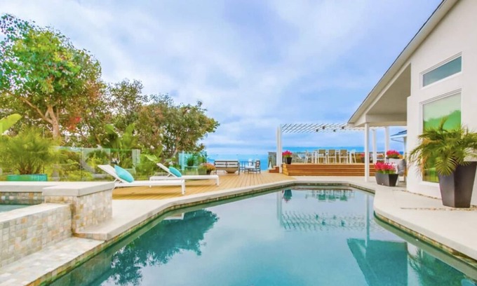 La Jolla Mesa House | Stunning La Jolla Beach House with Views