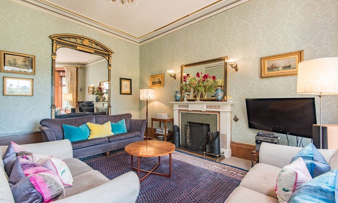 Walmer House | Stunning large family house overlooking Walmer Castle sleeping 16
