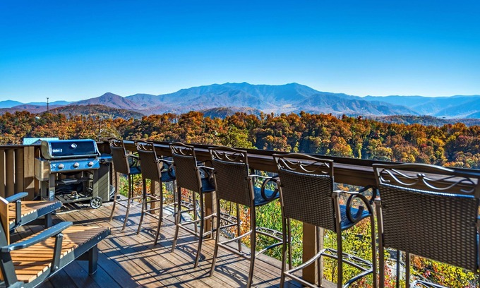 Chalet Village North Cabin | STUNNING Luxury Cabin! Game Room! 4 Fireplaces! Huge Decks Hot Tub! AMAZING View