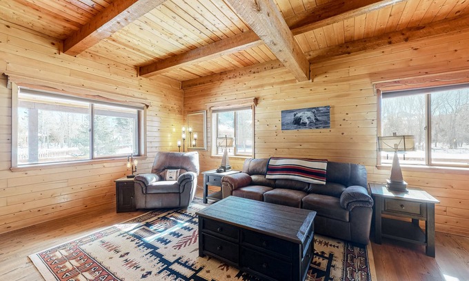 South Fork House | Stunning modern cabin w/private hot tub, wood stove, firepit - two dogs welcome