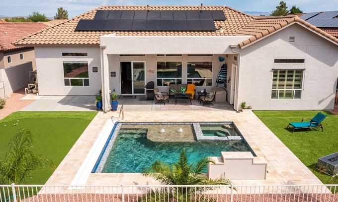 Verde Santa Fe House | Stunning Monthly Property on the Agave Highlands Golf Course! Private Pool! La