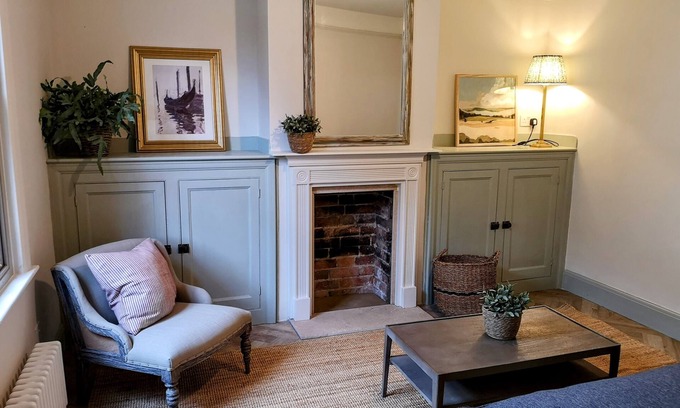 New Forest District Cottage | Stunning New Forest Cottage Close to Paultons Park/Peppa Pig World