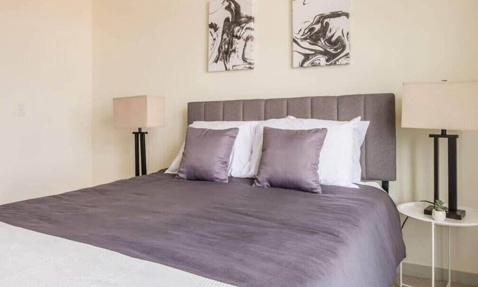 Downtown Louisville Apartment | Stunning Nulu 1BR CozySuites 02