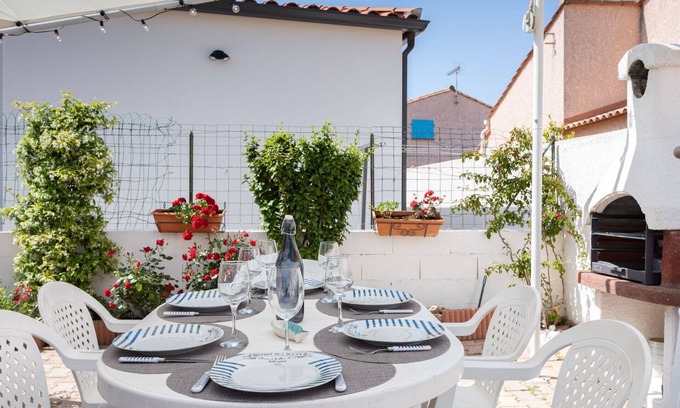 Sainte-Marie-Plage House | Stunning private villa for 6 people with WIFI, TV and terrace