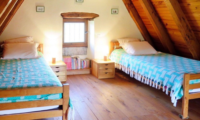 Labastide-Murat Villa | Stunning private villa for 4 people with TV, terrace, pets allowed and panoramic view