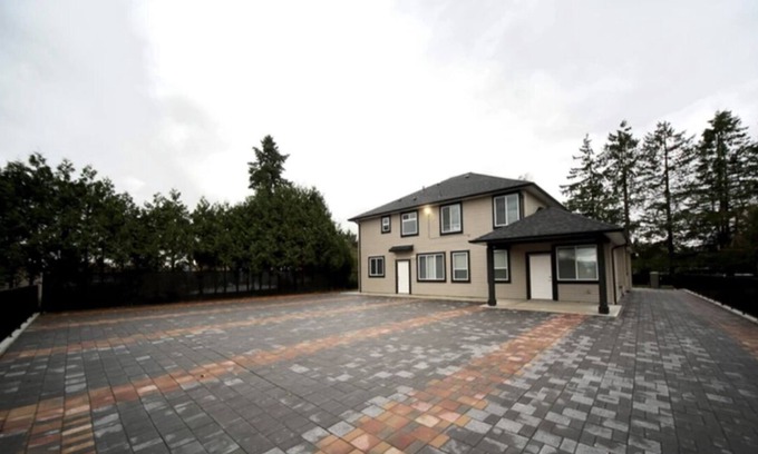Langley Other | Stunning private house on acreage in Langley, BC