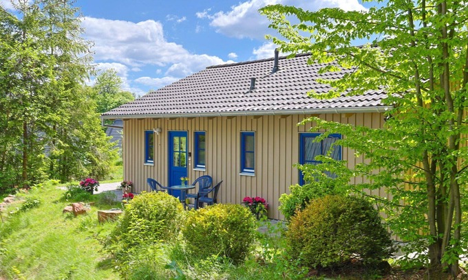 Bad Arolsen House | Stunning private villa for 6 people with WIFI, TV and terrace