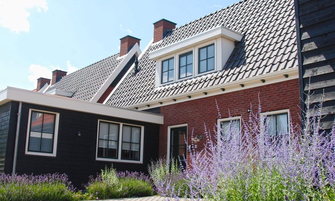Colijnsplaat House | Stunning private villa for 6 people with WIFI, hot tub, TV and terrace