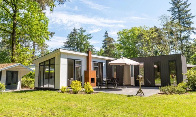 IJhorst House | Stunning private villa for 6 guests with pool, WIFI, TV and terrace
