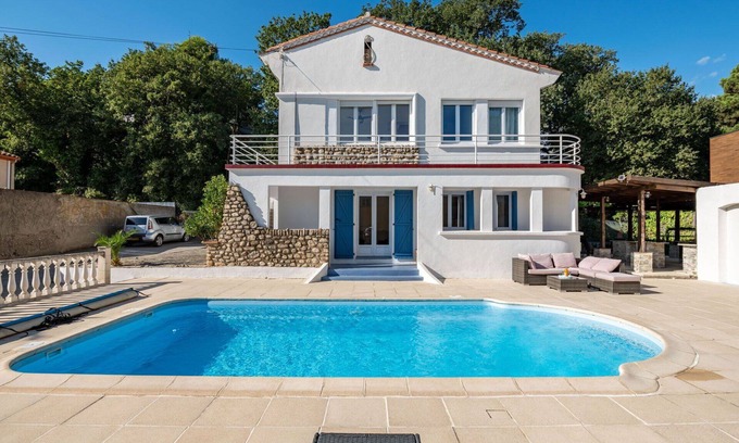 Plage d'Argeles House | Stunning private villa for 8 people with WIFI, private pool, A/C, TV and terrace