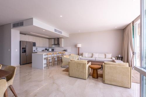 Porto Nao Apartment | Stunning Sea Views from 3BR Penthouse F3